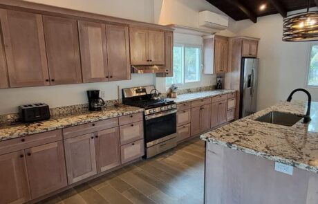 compass-rose-lagoon-house-kitchen Compass Rose Lagoon House - Ceiba Beach Resort