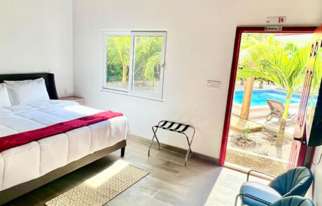 compass-rose-lagoon-house-bedroom-2